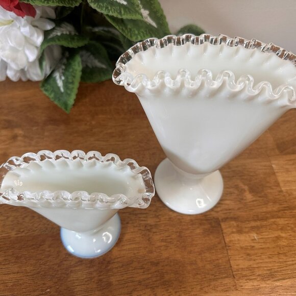 Fenton Silver Crest Fan Vases Pair Milk Glass Ruffled Edge Large and Small Vinta - Picture 3 of 6